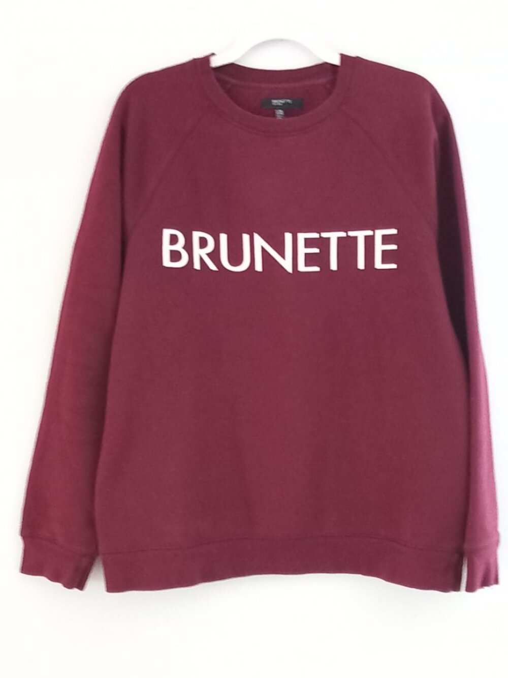 BRUNETTE THE LABEL burgundy spell out crew neck raglan sweatshirt